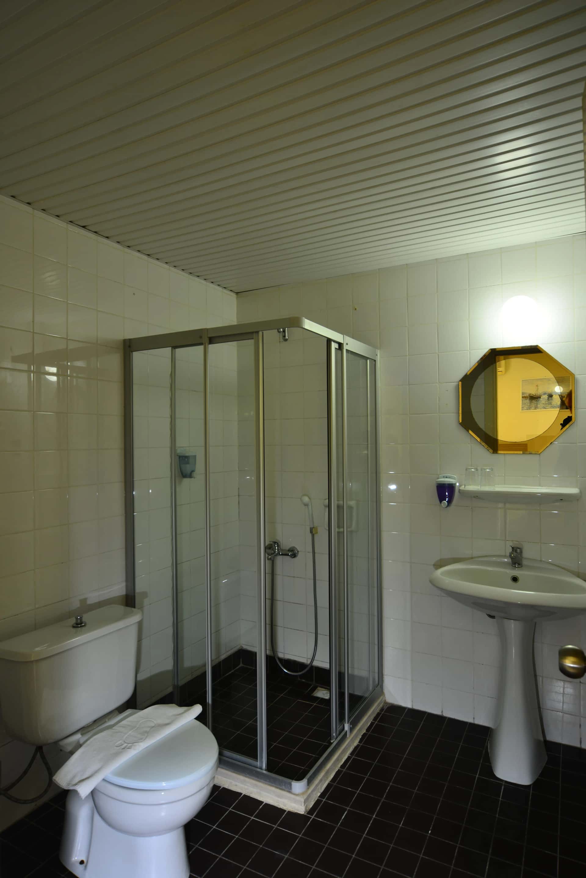 One-Bedroom Apartment with Balcony thumbnail 3
