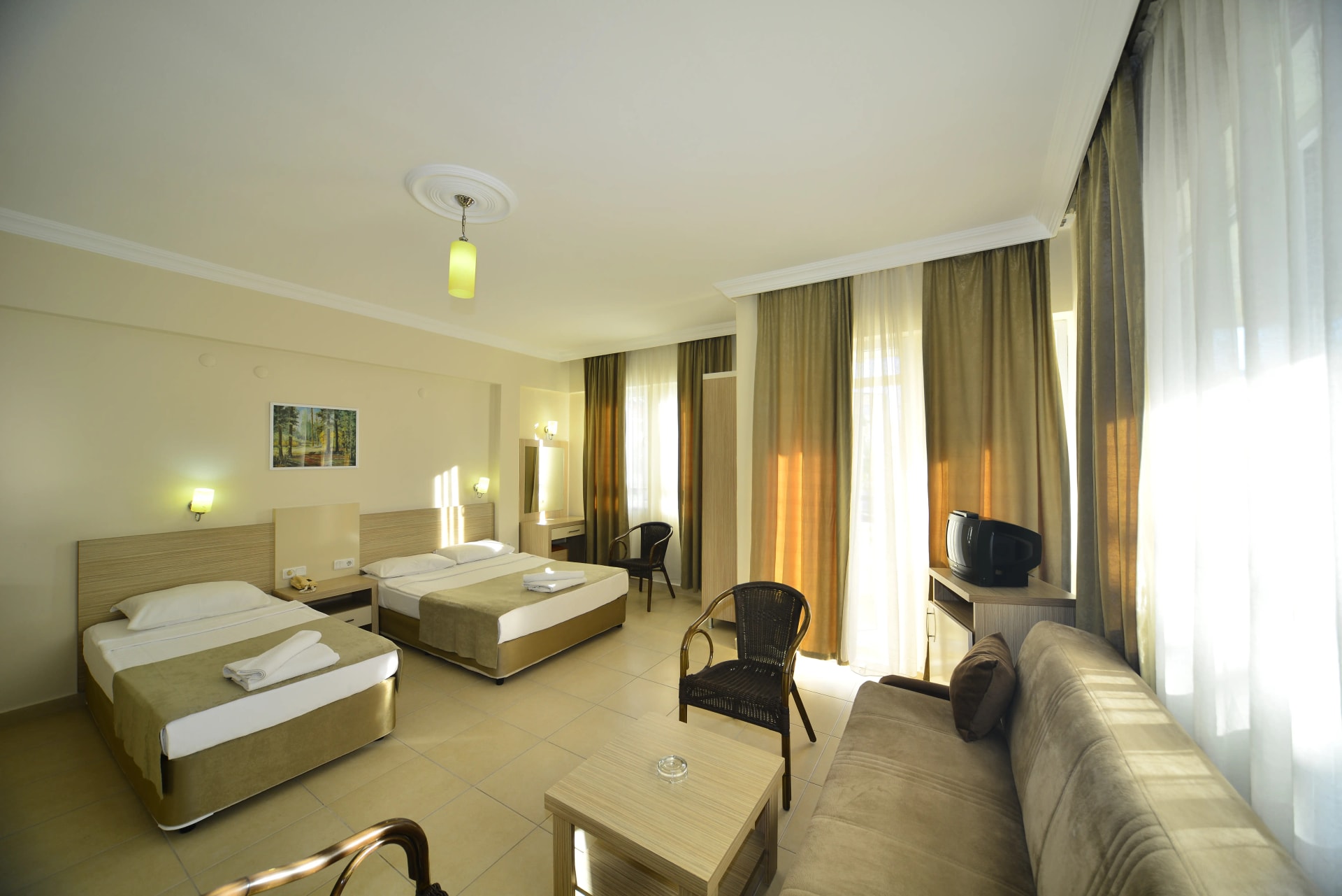 Studio Apartment with Balcony — 1